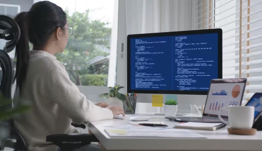 榕城区企业数字化解决方案：机器学习赋能商业模式升级的核心路径